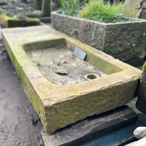 Antique natural stone sink 4.5 ft